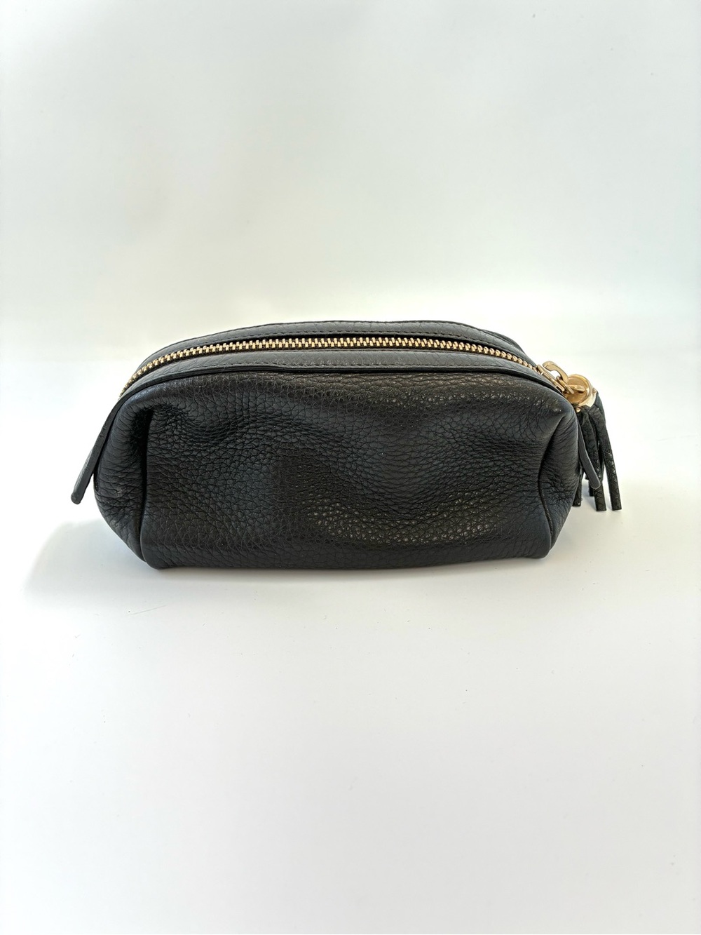 Gucci Soho Black Leather Mini Pouch Cosmetic Bag Tassel Logo Compact - Picture 3 of 10